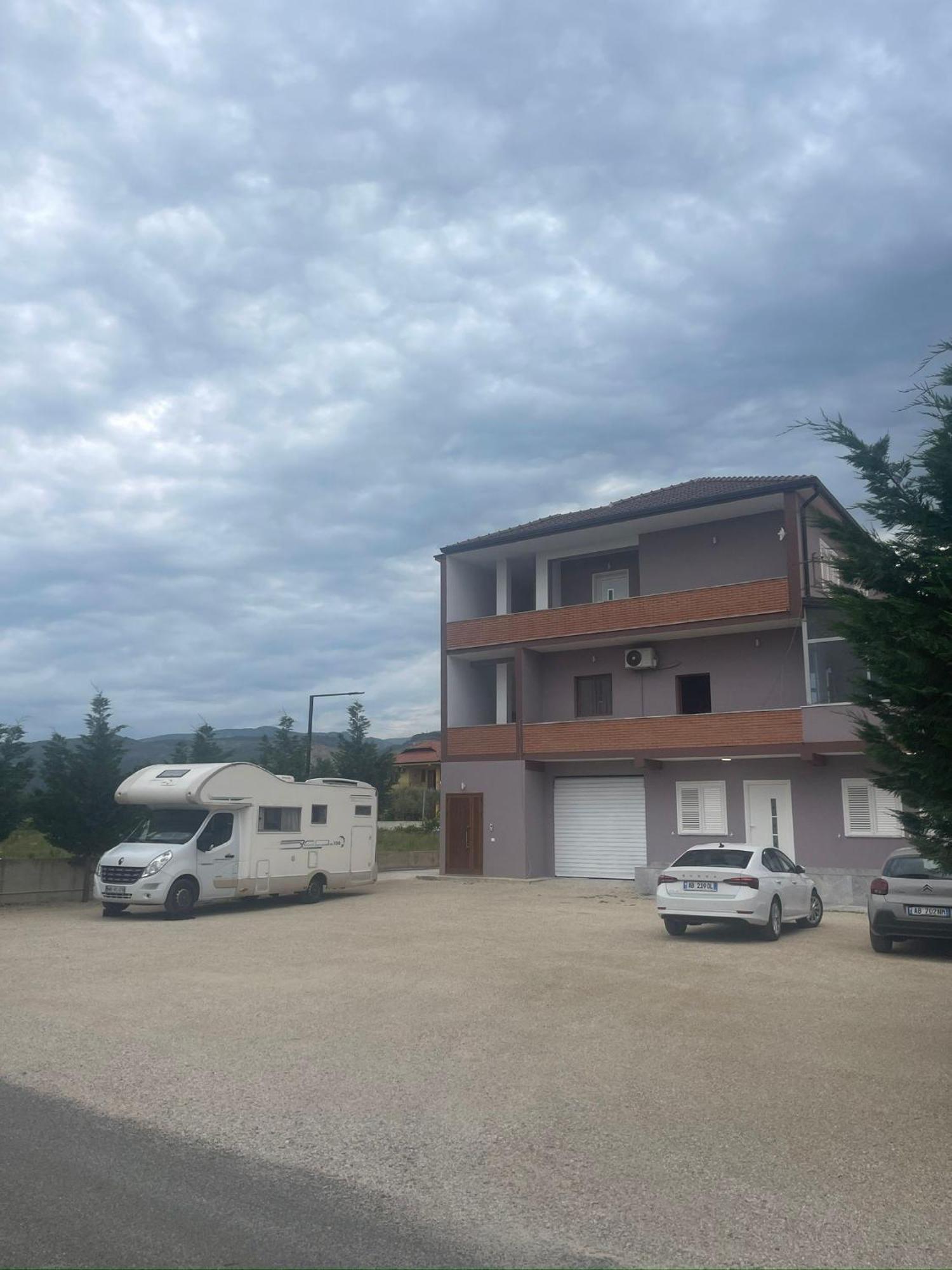Alessio Rooms Kruja Exteriör bild